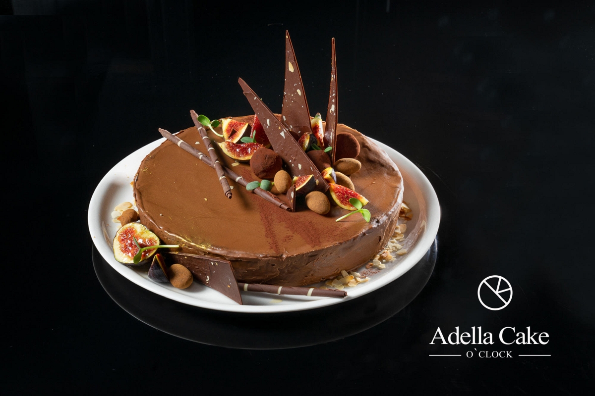 Adela Cake O’clock