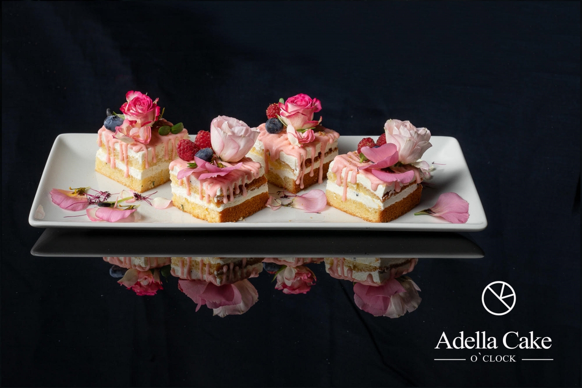 Adela Cake O’clock